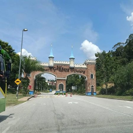Gambang Homestay Banglomuslim Kuantan Exterior foto