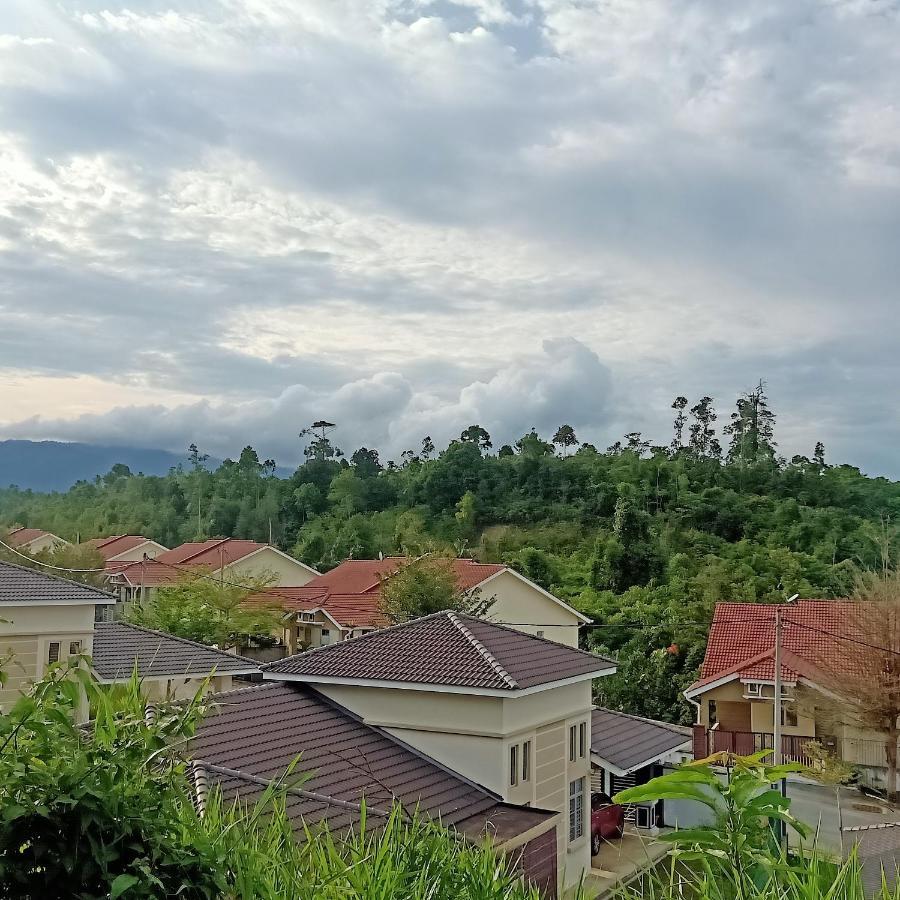 Gambang Homestay Banglomuslim Kuantan Exterior foto