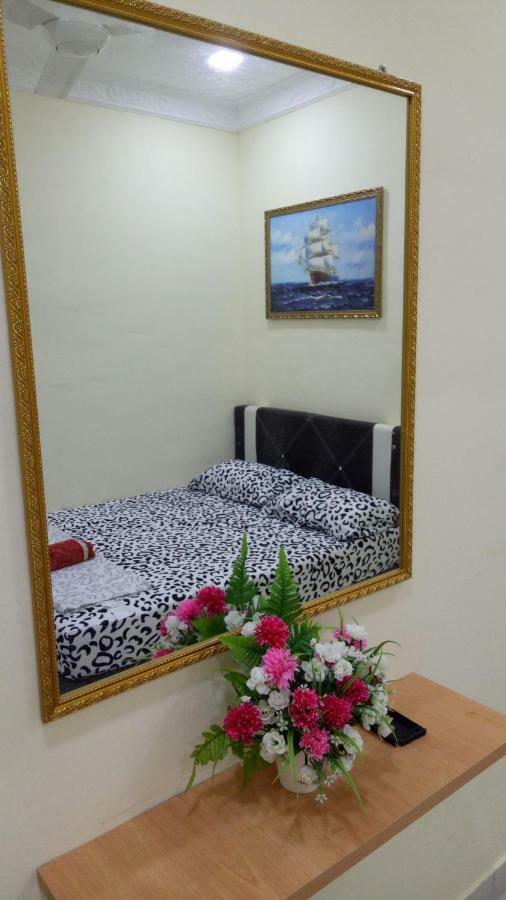 Gambang Homestay Banglomuslim Kuantan Exterior foto
